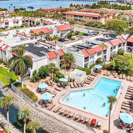 בראדנטון ביץ' Runaway Bay Condos חדר תמונה