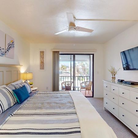 בראדנטון ביץ' Runaway Bay Condos מראה חיצוני תמונה