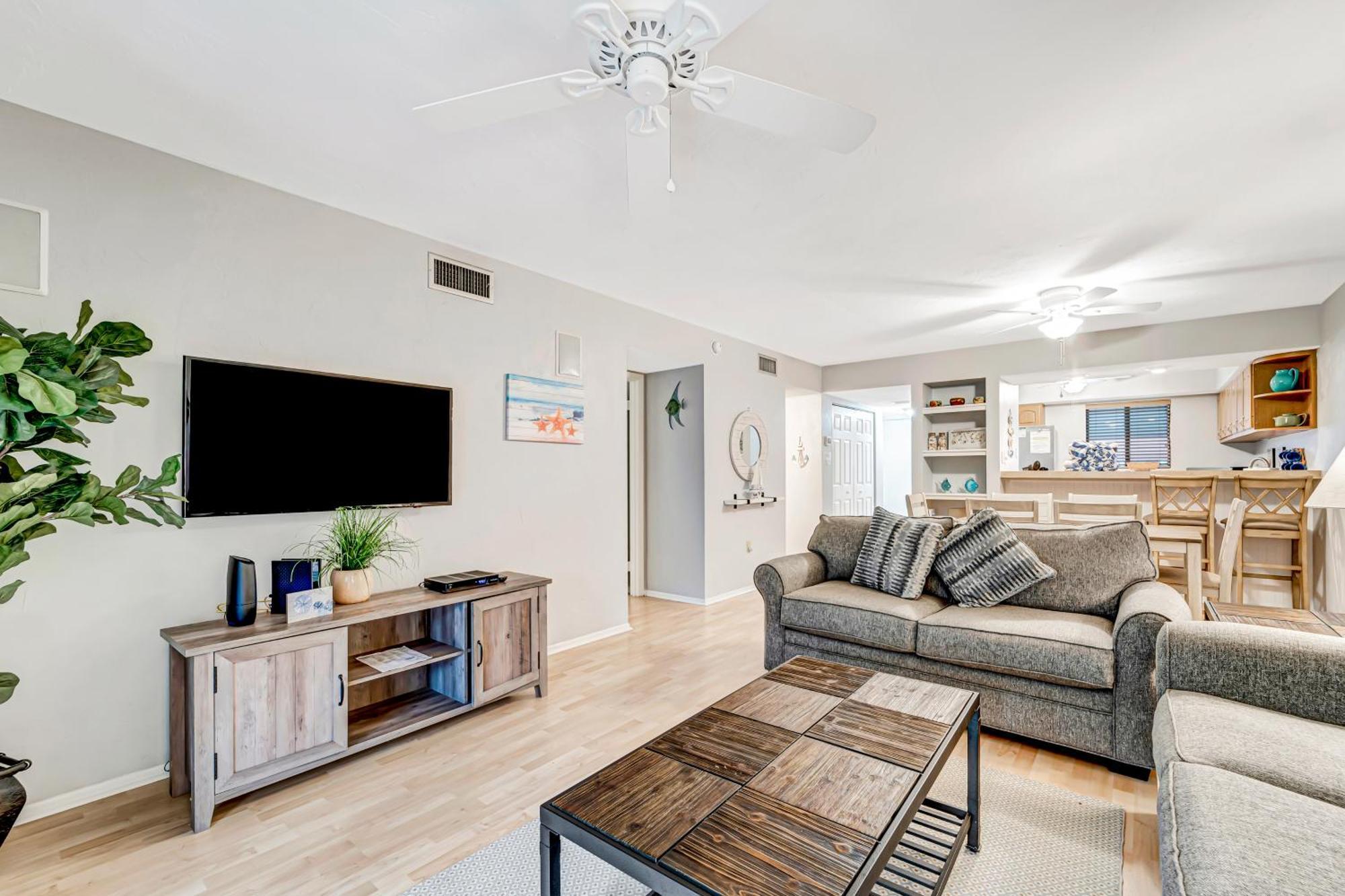 בראדנטון ביץ' Runaway Bay Condos חדר תמונה