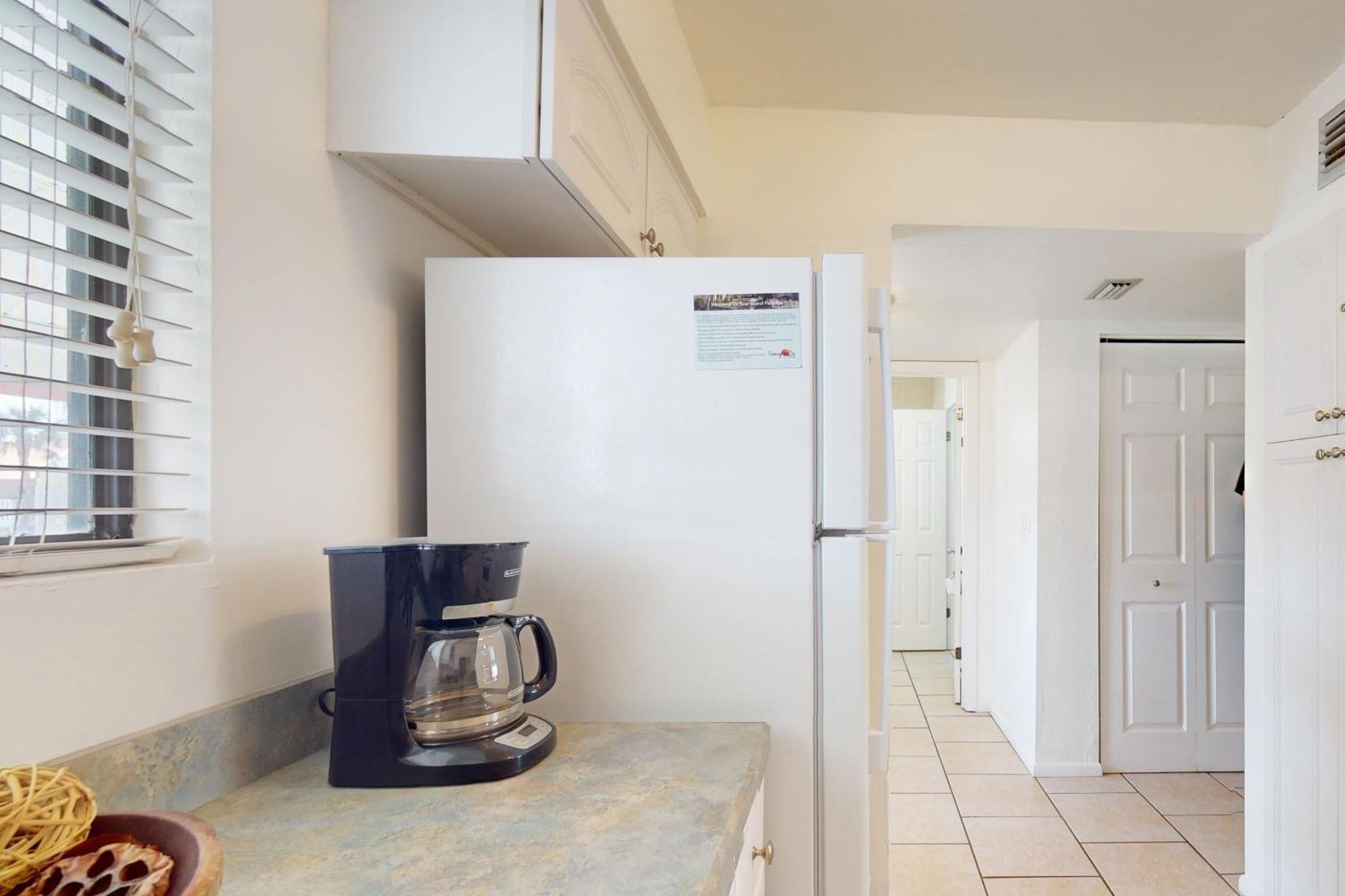 בראדנטון ביץ' Runaway Bay Condos מראה חיצוני תמונה